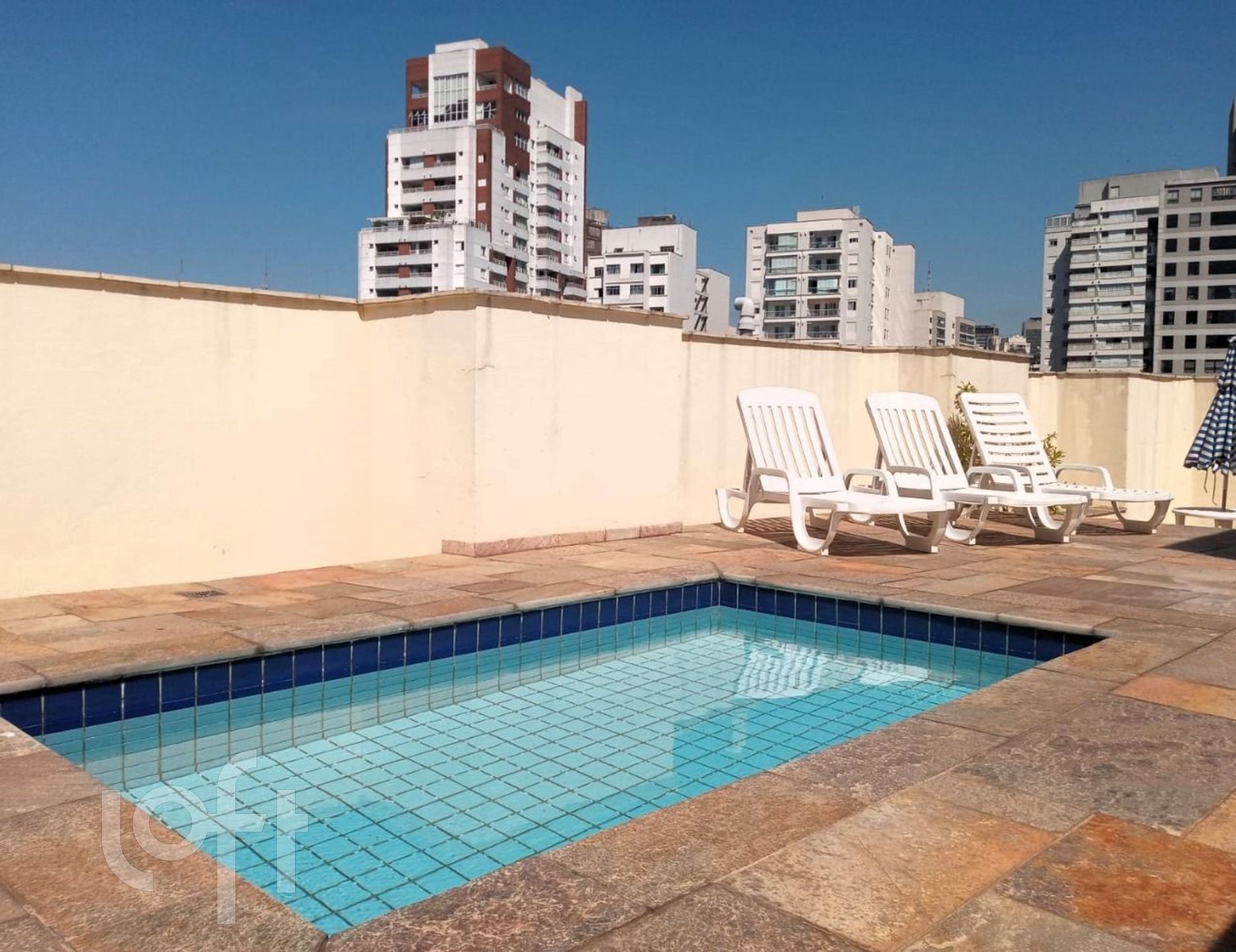 Apartamento à venda com 1 quarto, 38m² - Foto 17