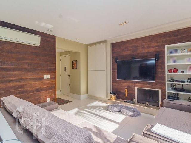 Apartamento com 143m², 4 dormitórios, 4 suítes, 3 vagas, Rio Branco em Porto Alegre