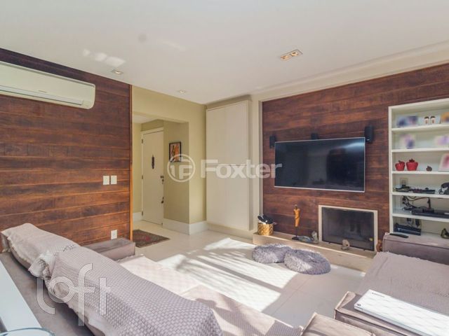 Apartamento com 143m², 4 dormitórios, 4 suítes, 3 vagas, Rio Branco em Porto Alegre
