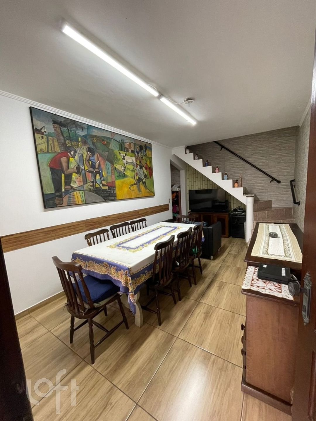 Casa à venda com 3 quartos, 240m² - Foto 1