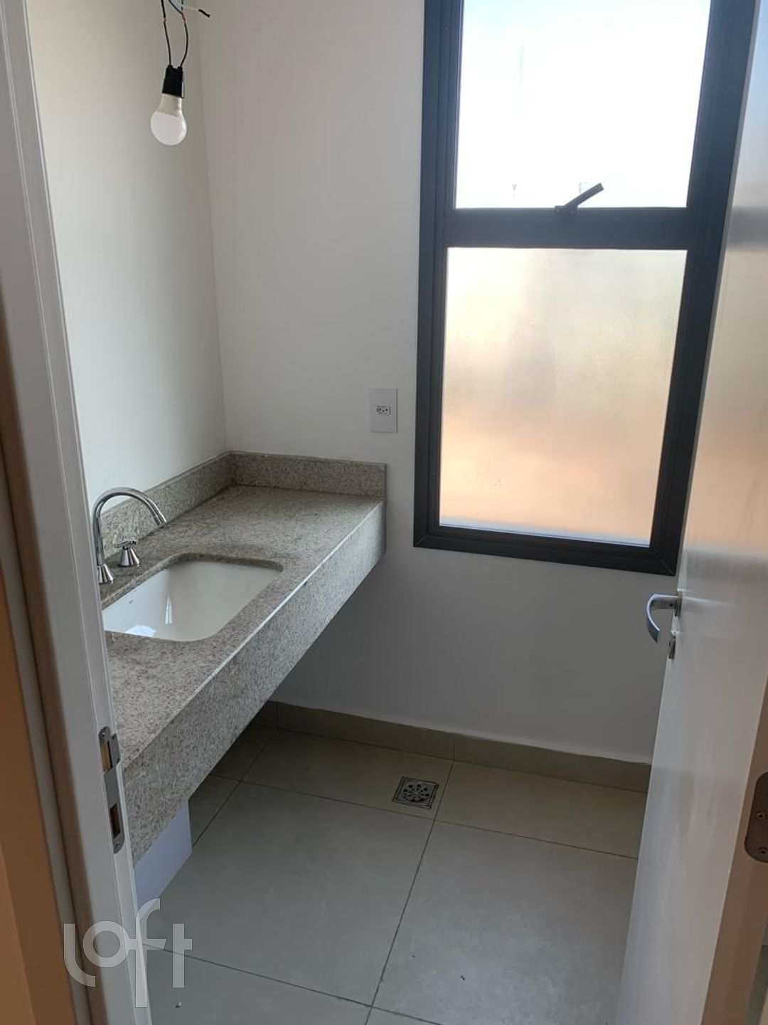 Apartamento à venda com 3 quartos, 87m² - Foto 8