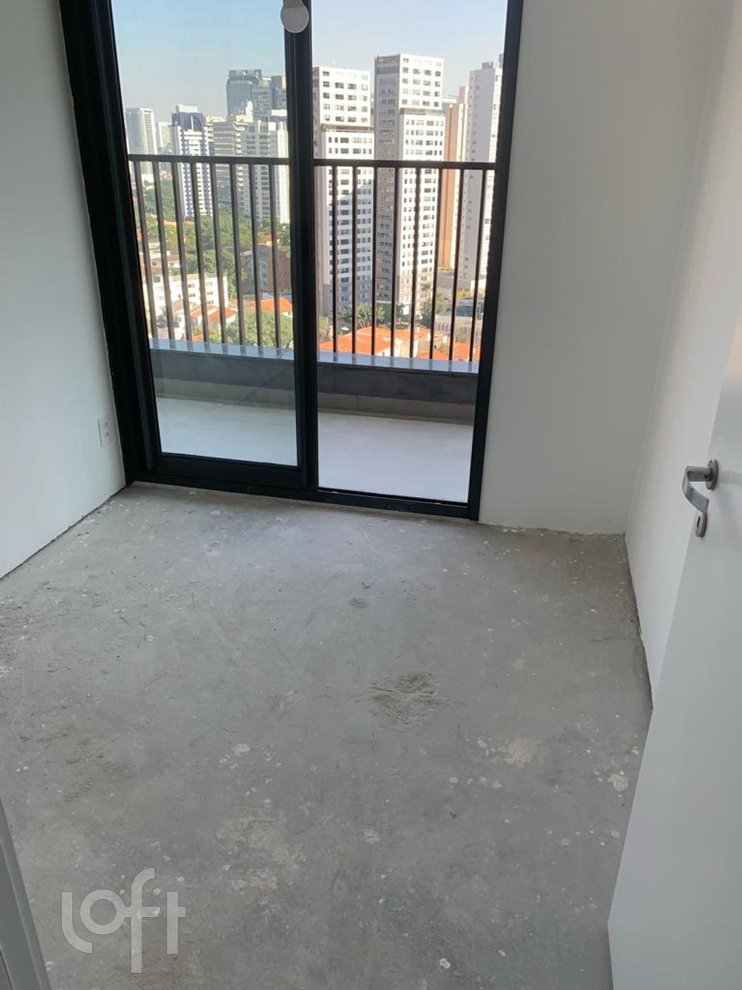 Apartamento à venda com 3 quartos, 87m² - Foto 4