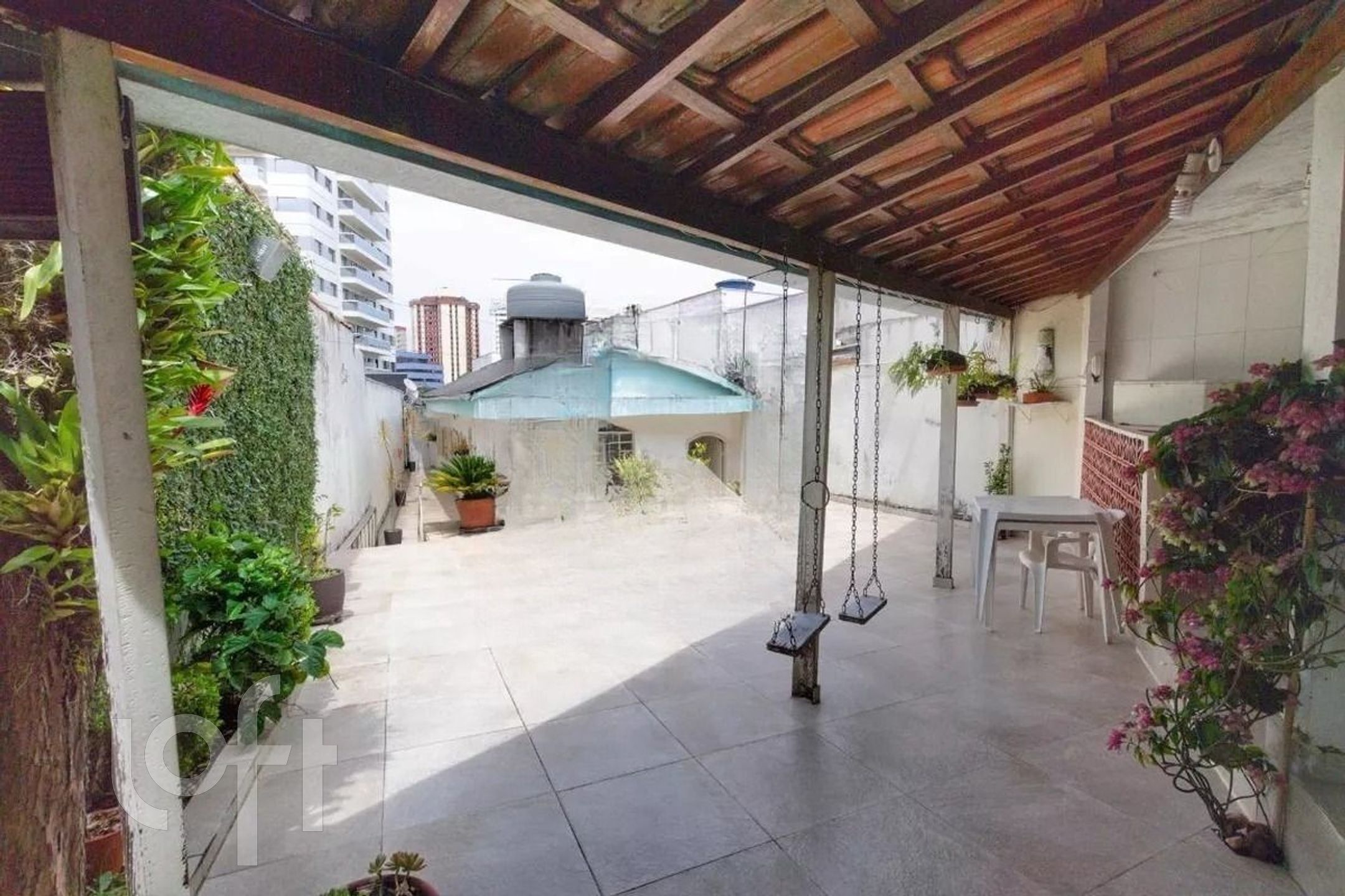 Casa à venda com 4 quartos, 200m² - Foto 10