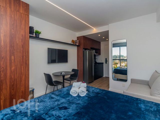 Apartamento com 28m², 1 dormitório, 1 suíte, 1 vaga, Rio Branco em Porto Alegre