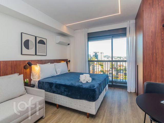 Apartamento com 28m², 1 dormitório, 1 suíte, 1 vaga, Rio Branco em Porto Alegre