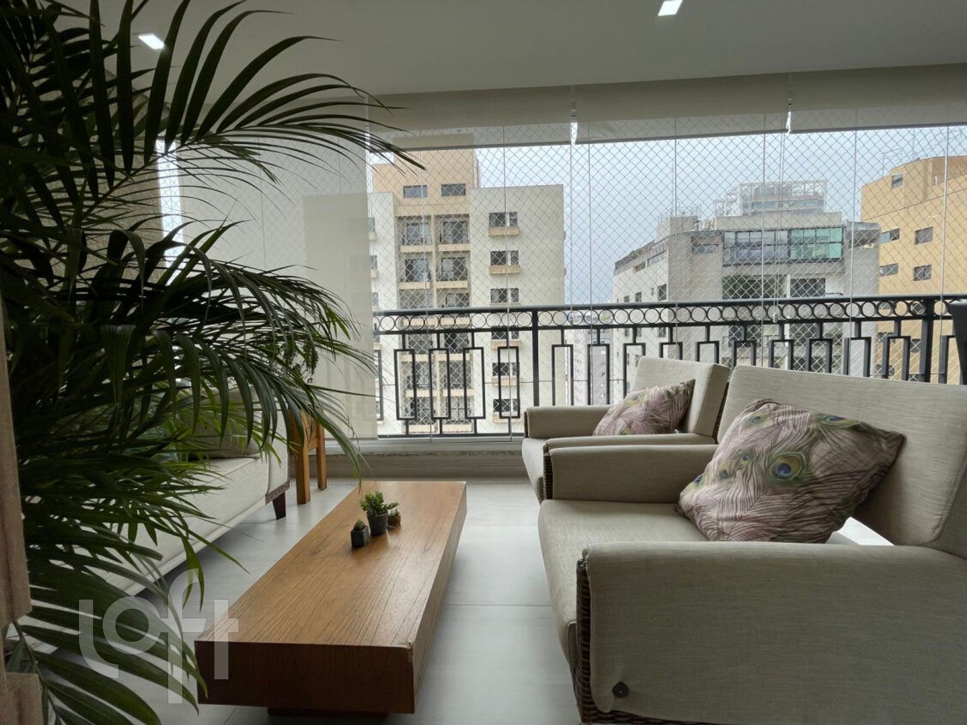 Apartamento à venda com 3 quartos, 156m² - Foto 8