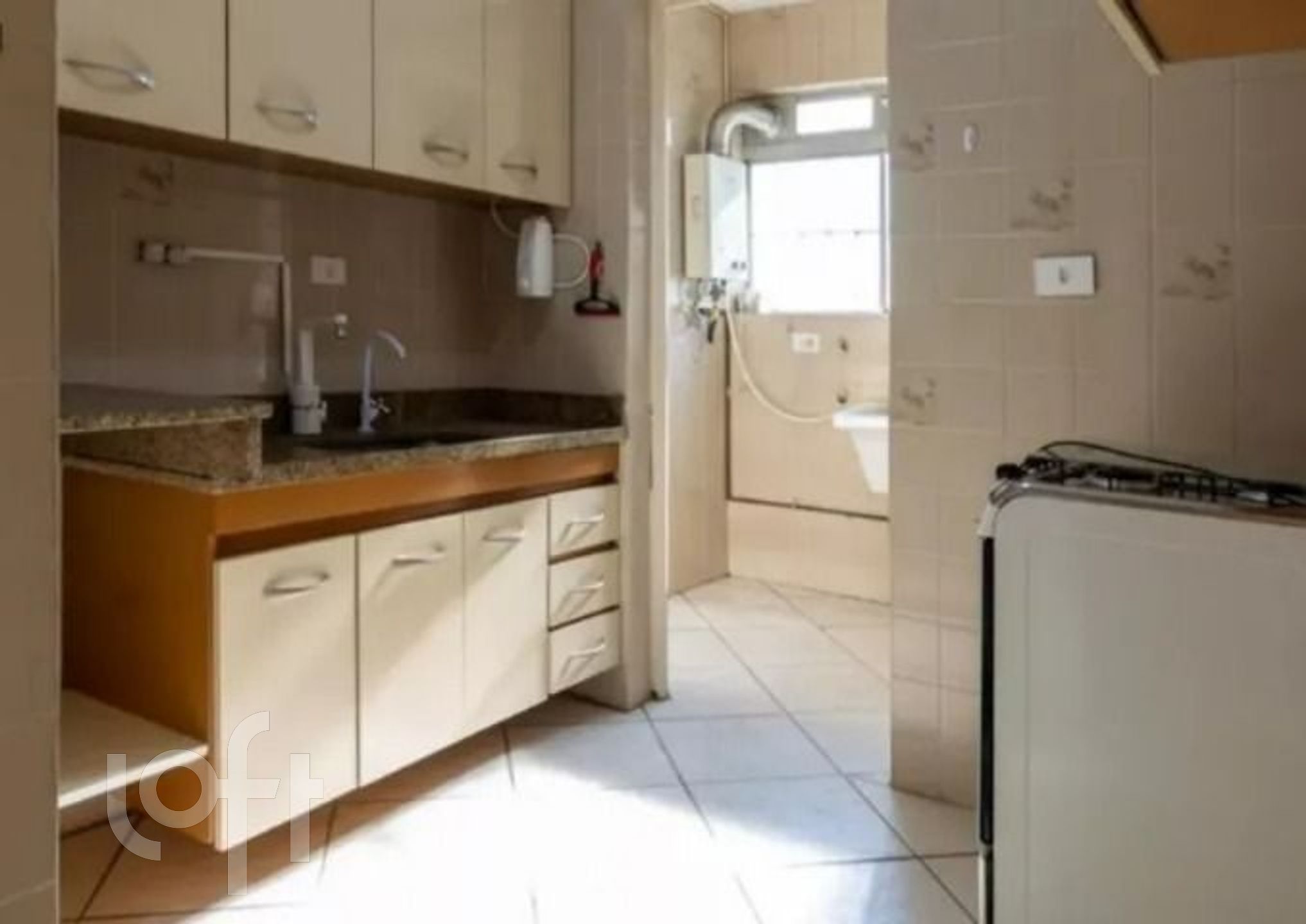 Apartamento à venda com 2 quartos, 69m² - Foto 1