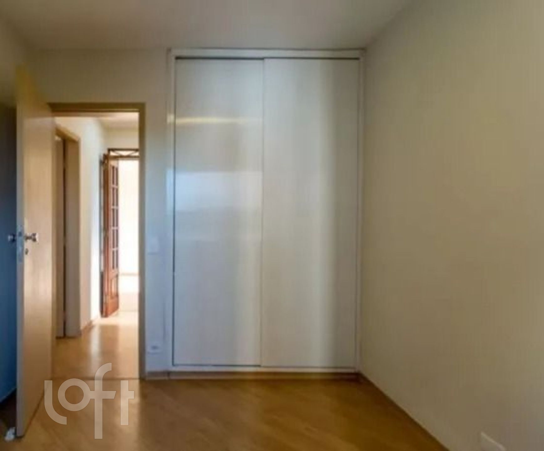 Apartamento à venda com 2 quartos, 69m² - Foto 3