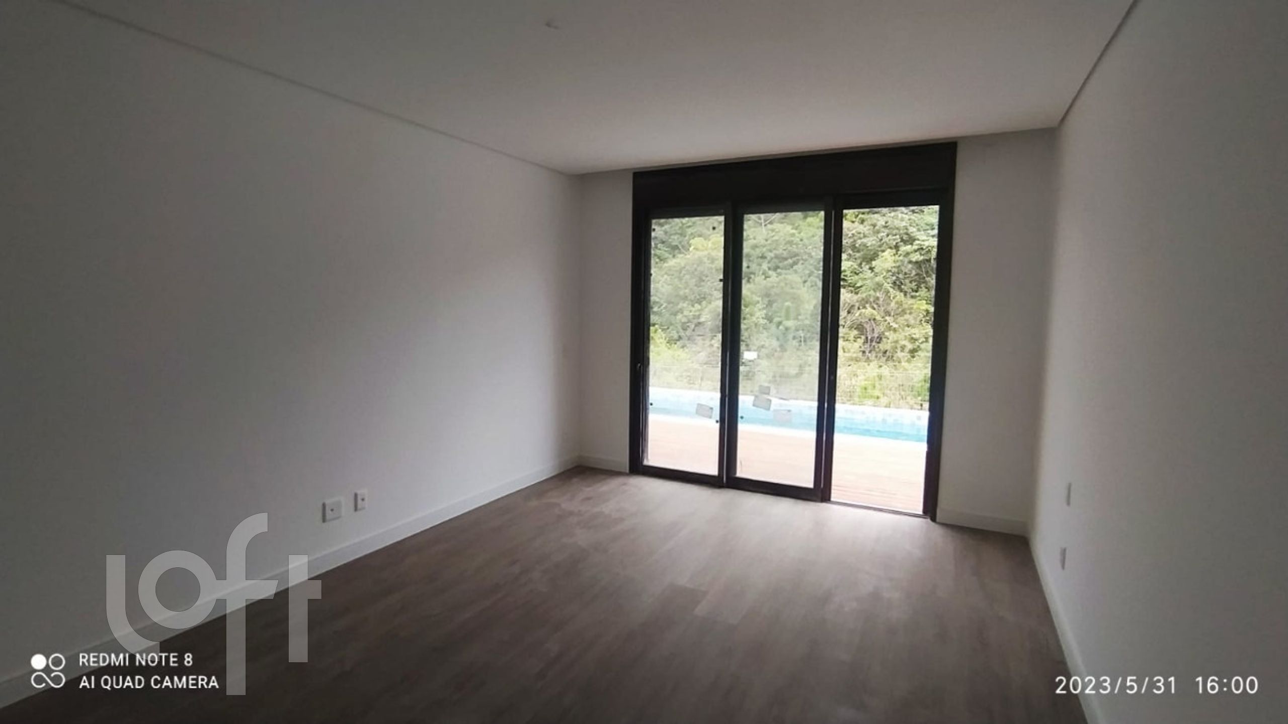 Casa de Condomínio à venda com 4 quartos, 330m² - Foto 18