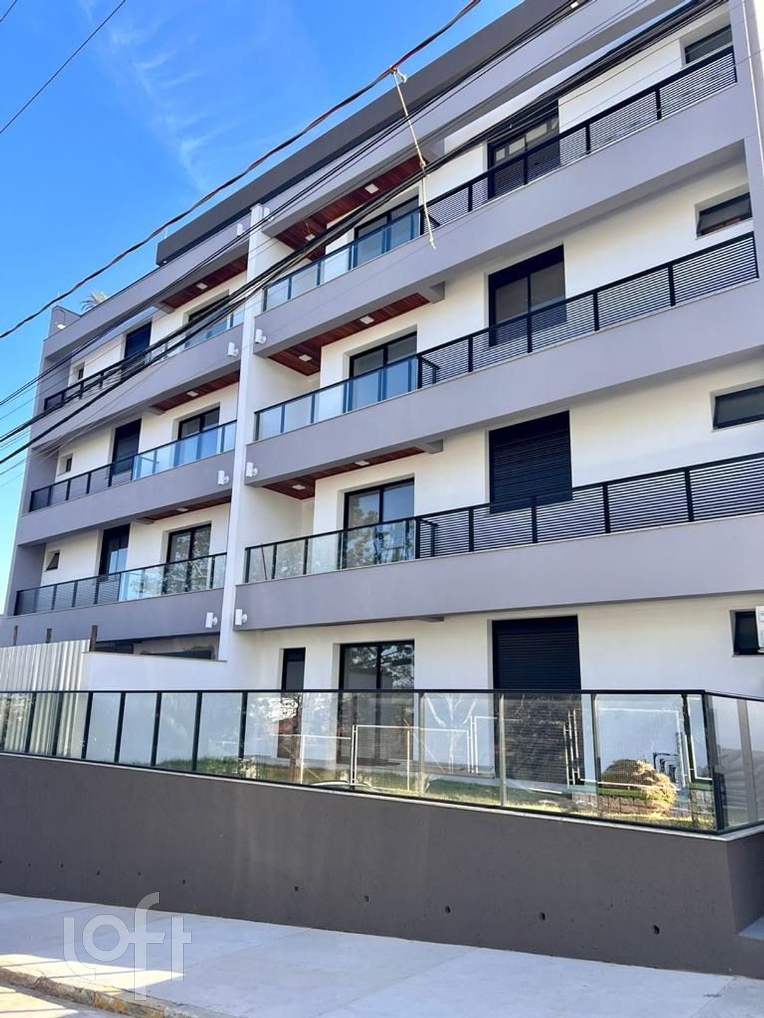Apartamentos com 65m², 2 quartos, 1 suíte, 2 garagens, no bairro Coqueiros em Florianópolis