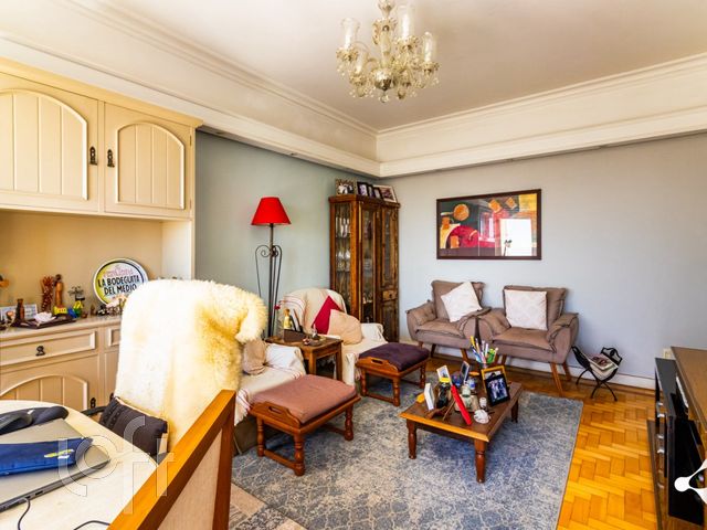 Apartamento com 108m², 3 dormitórios, 1 vaga, Independência em Porto Alegre