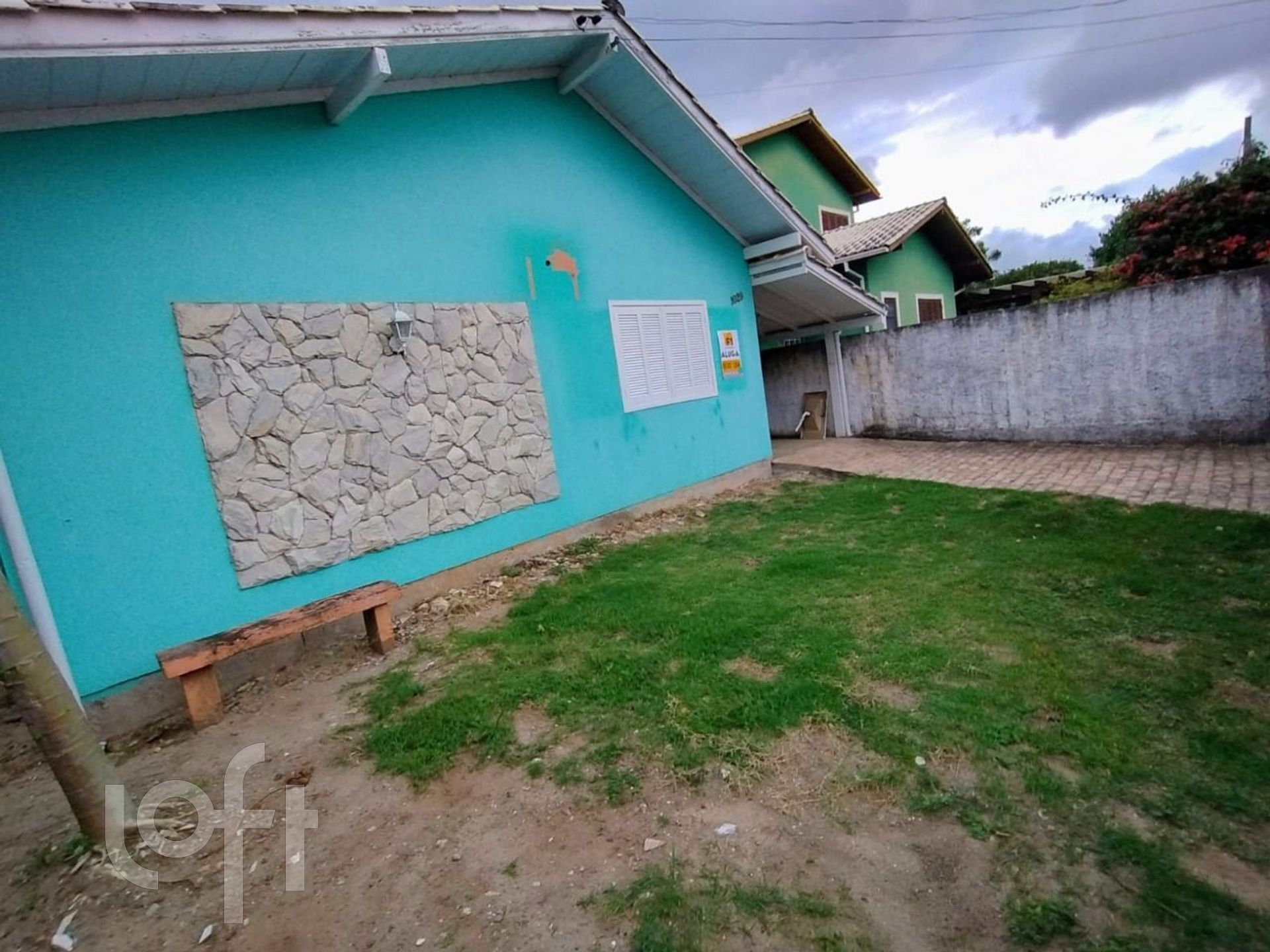 Casa Residencial com 100m², 3 quartos, 2 garagens, no bairro Campeche Sul em Florianópolis