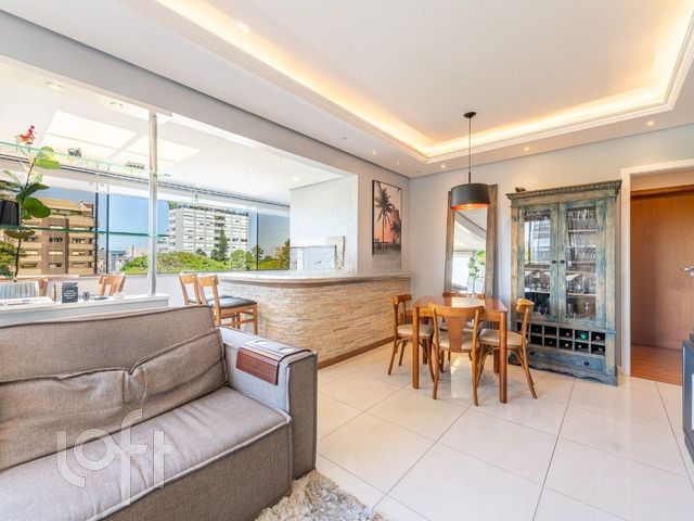 Apartamento com 84m², 2 dormitórios, 1 suíte, 1 vaga, Bela Vista em Porto Alegre