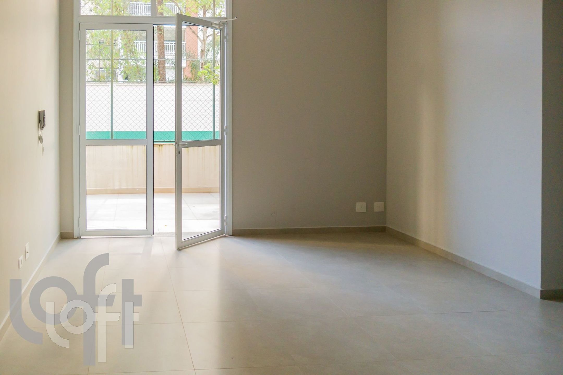 Apartamento à venda com 2 quartos, 80m² - Foto 24