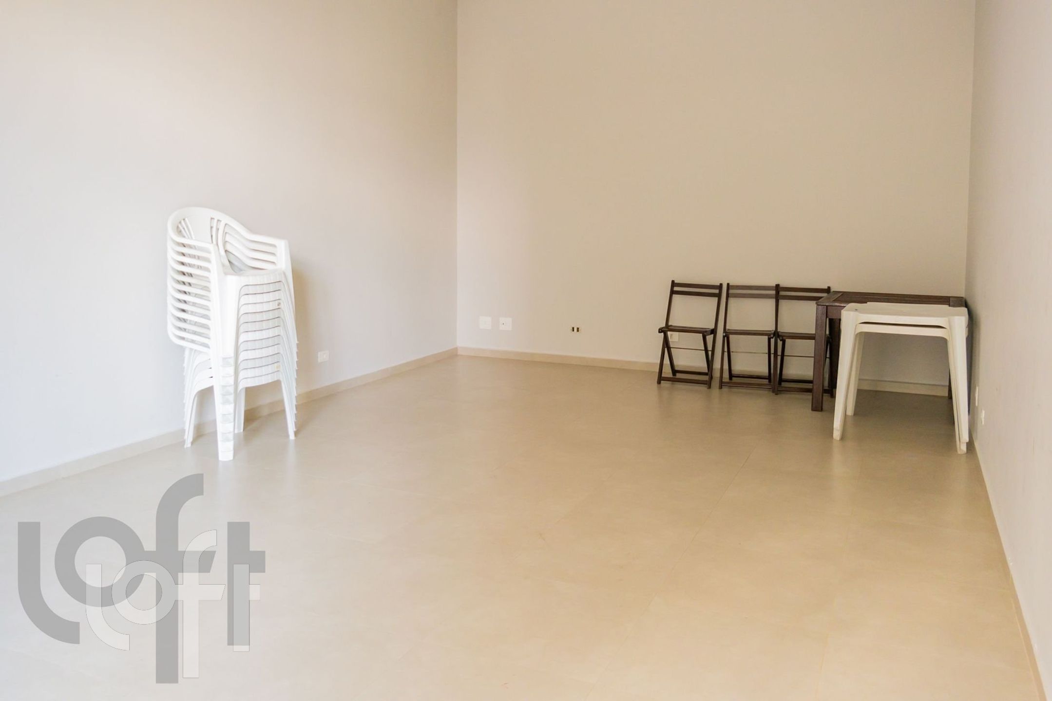 Apartamento à venda com 2 quartos, 80m² - Foto 25