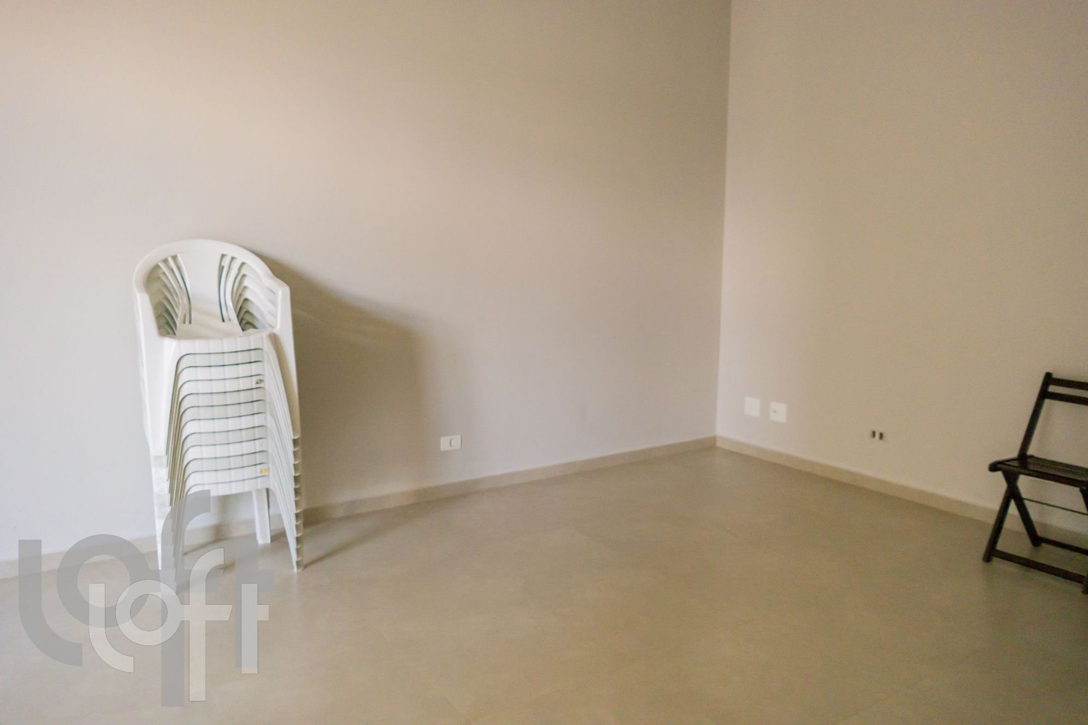 Apartamento à venda com 2 quartos, 80m² - Foto 23