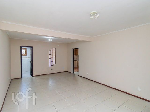 Casa com 170m², 3 dormitórios, 3 vagas, Menino Deus em Porto Alegre