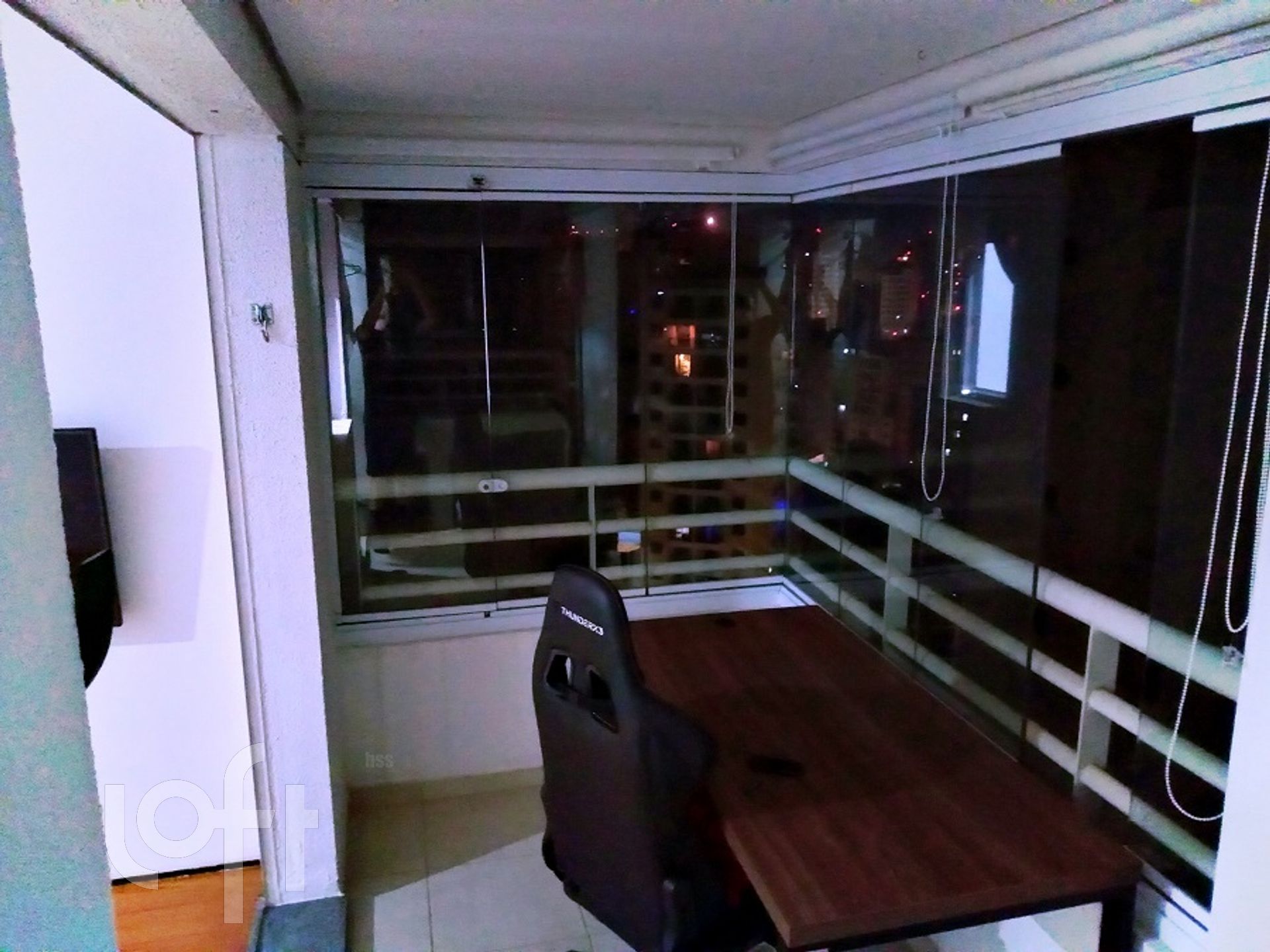 Apartamento à venda com 1 quarto, 36m² - Foto 2