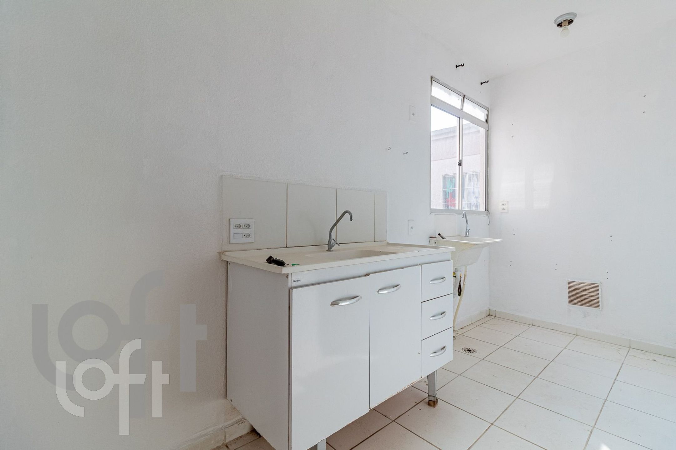 Apartamento à venda com 2 quartos, 43m² - Foto 15