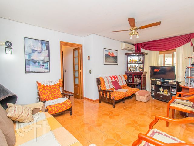 Apartamento com 91m², 3 dormitórios, 1 vaga, Petrópolis em Porto Alegre