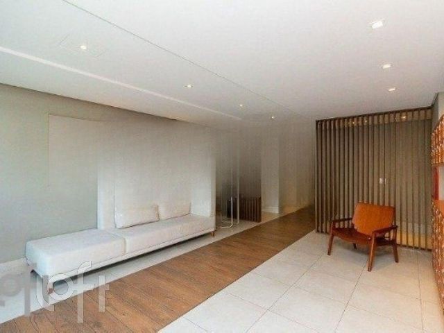 Apartamento com 70m², 2 dormitórios, 1 suíte, 1 vaga, Cristo Redentor em Porto Alegre