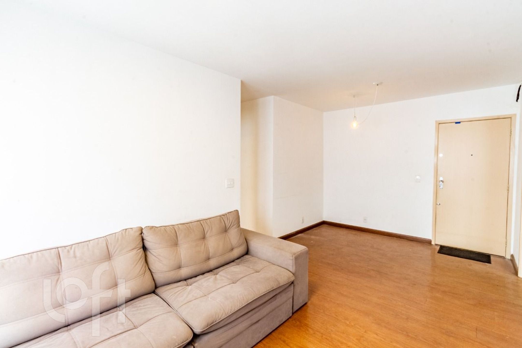 Apartamento à venda com 1 quarto, 44m² - Foto 2