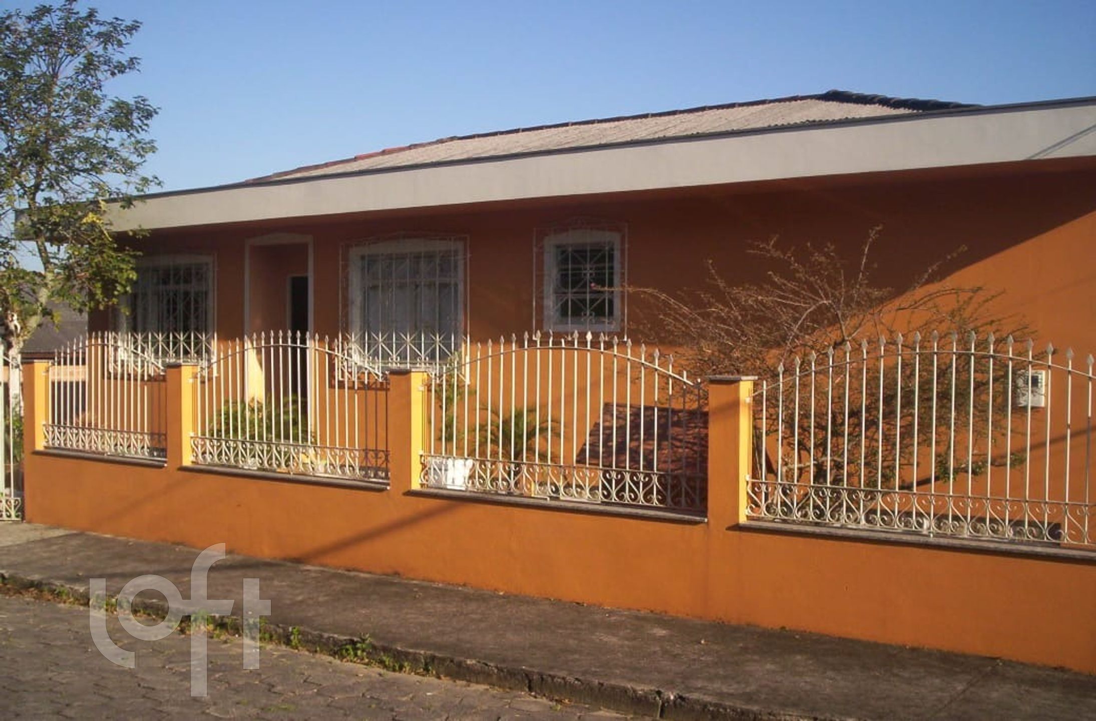 Casa à venda em Forquilhinhas com 160 m², 2 quartos, 1 suíte, 4 vagas