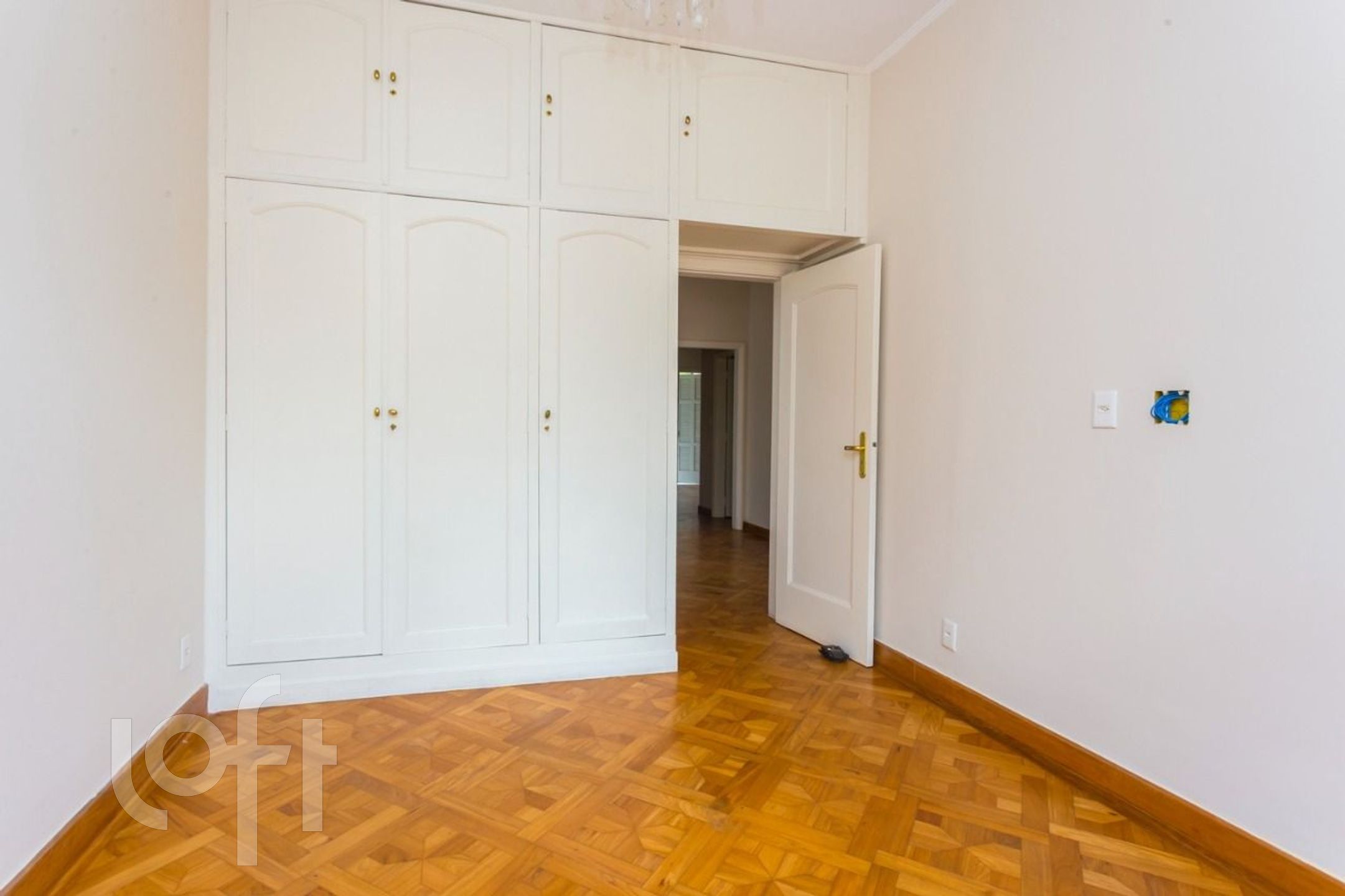 Casa à venda com 4 quartos, 400m² - Foto 16