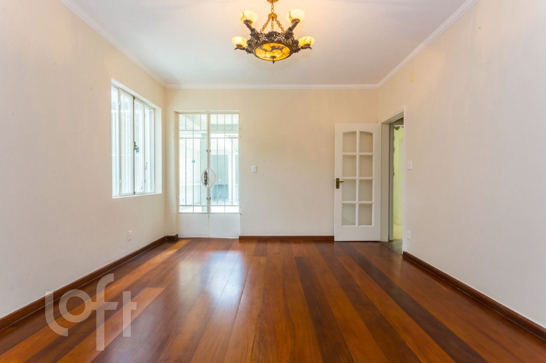 Casa à venda com 4 quartos, 400m² - Foto 7