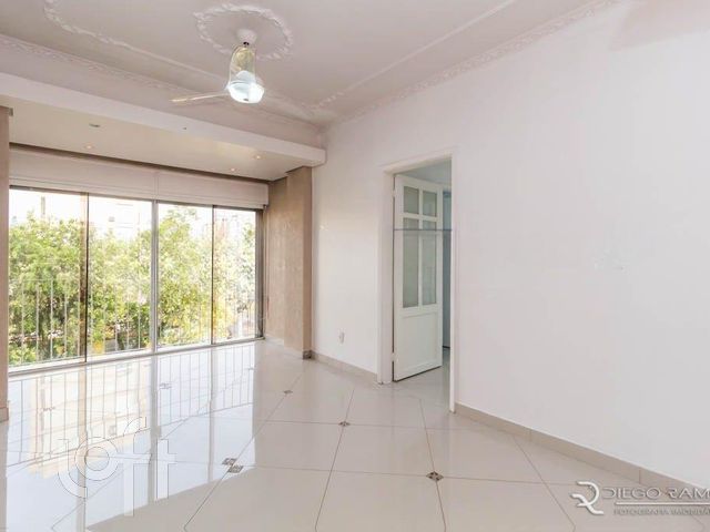 Apartamento com 76m², 2 dormitórios, Menino Deus em Porto Alegre