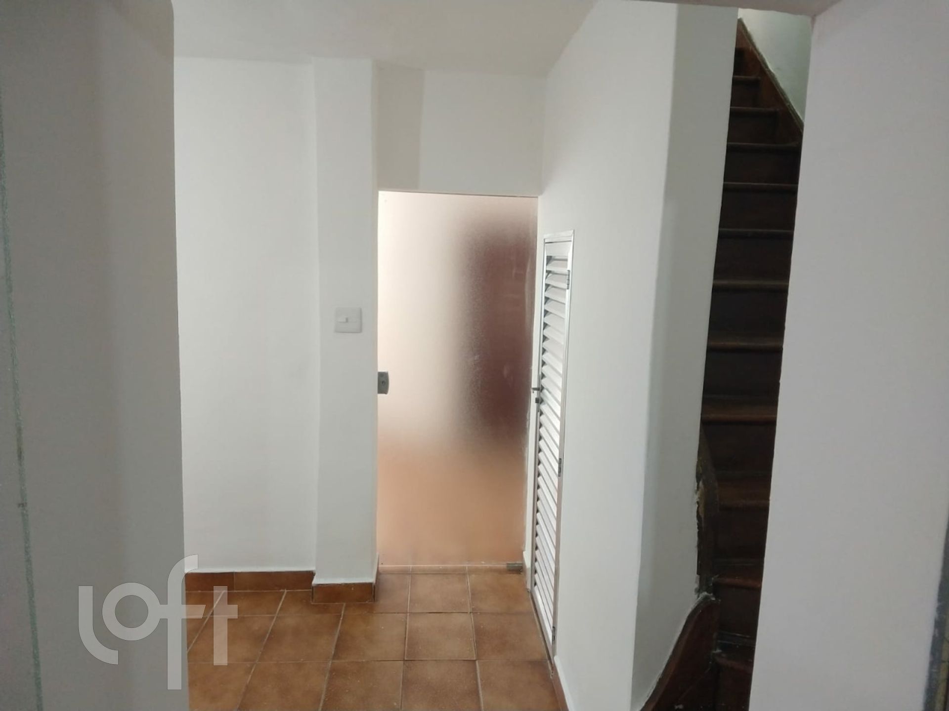 Casa à venda com 3 quartos, 88m² - Foto 2