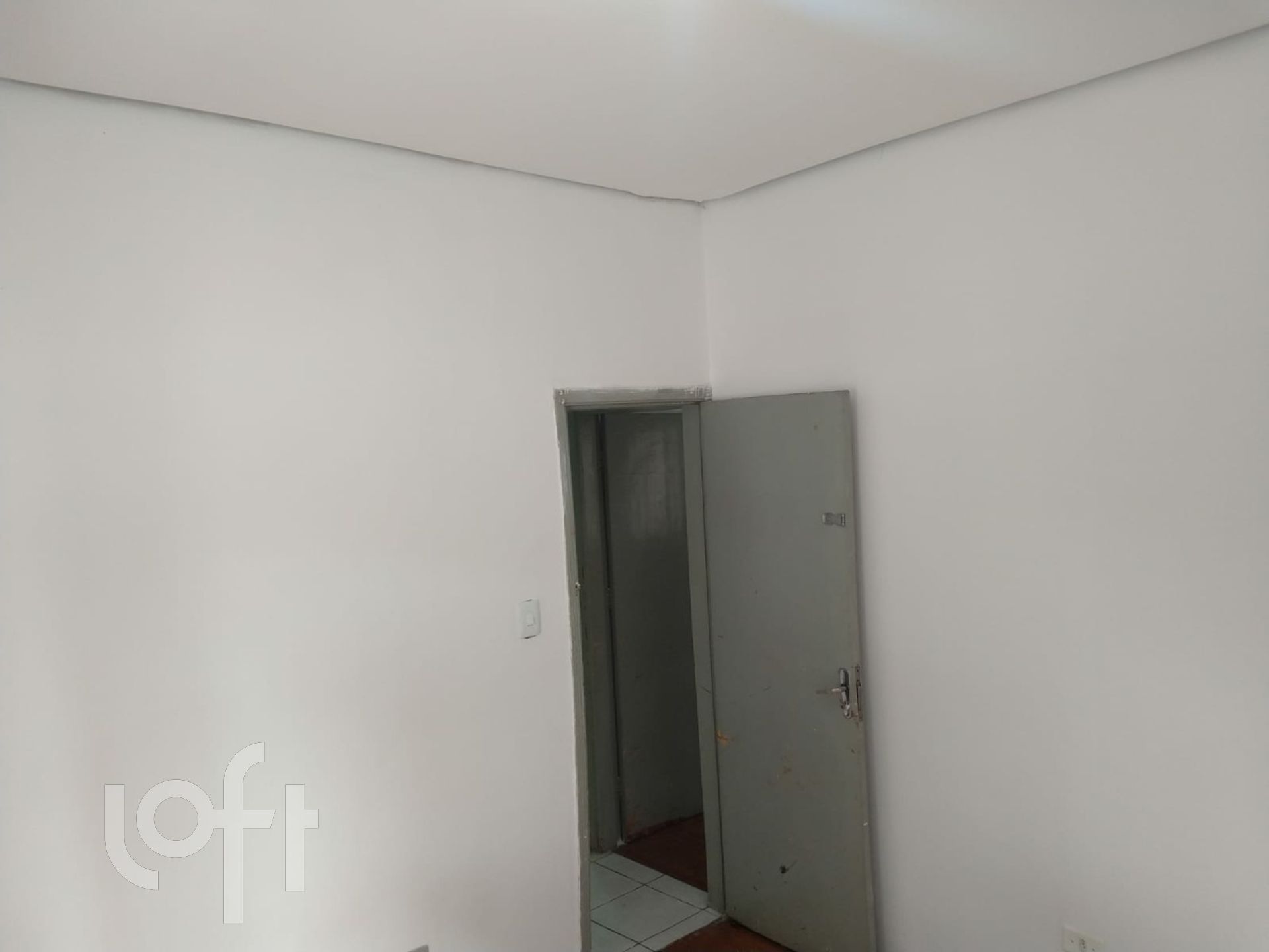 Casa à venda com 3 quartos, 88m² - Foto 4