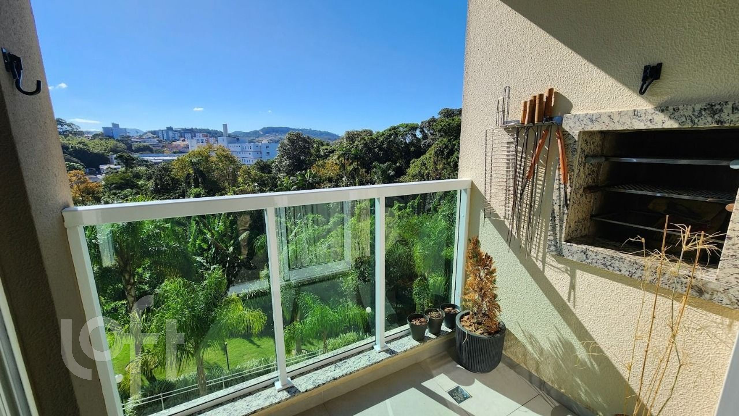 Apartamento à venda em Centro com 64 m², 2 quartos, 1 suíte, 2 vagas