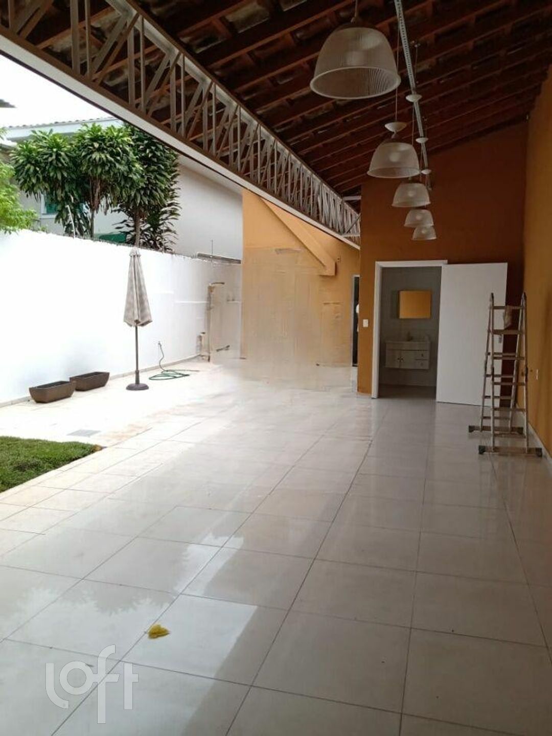 Casa à venda com 3 quartos, 310m² - Foto 17