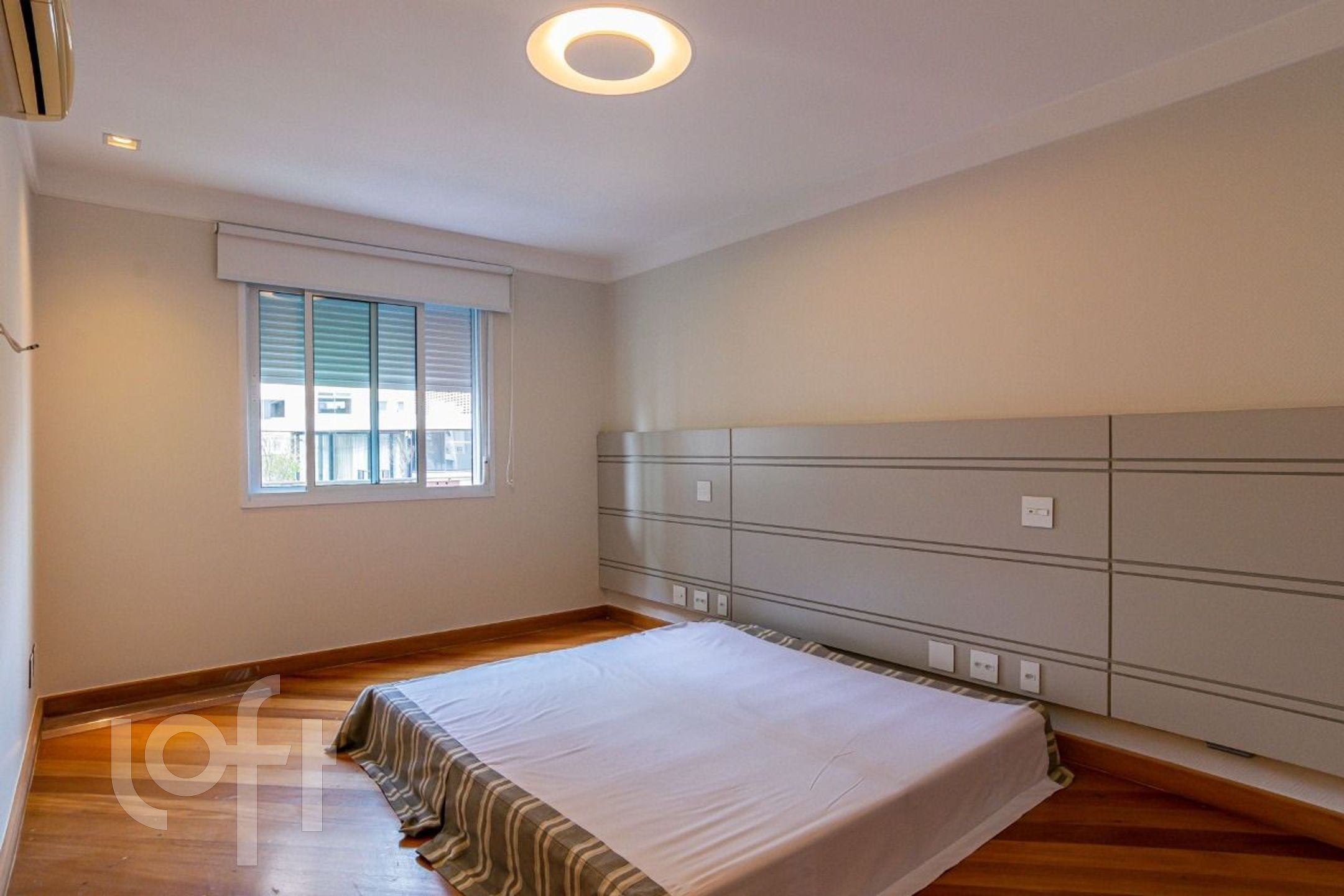 Apartamento à venda com 4 quartos, 270m² - Foto 8