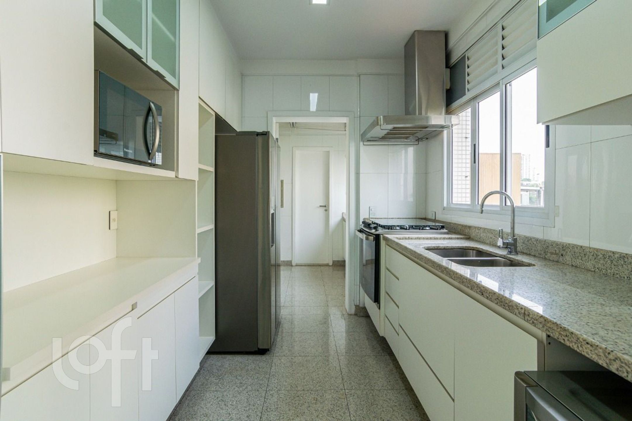 Apartamento à venda com 4 quartos, 270m² - Foto 19