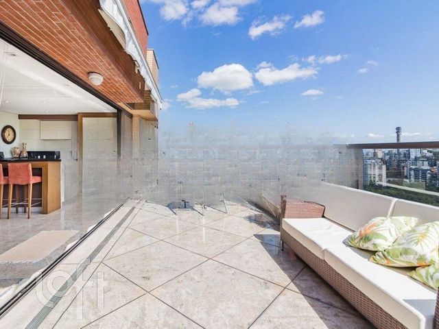 Apartamento com 293m², 3 dormitórios, 3 suítes, 4 vagas, Petrópolis em Porto Alegre