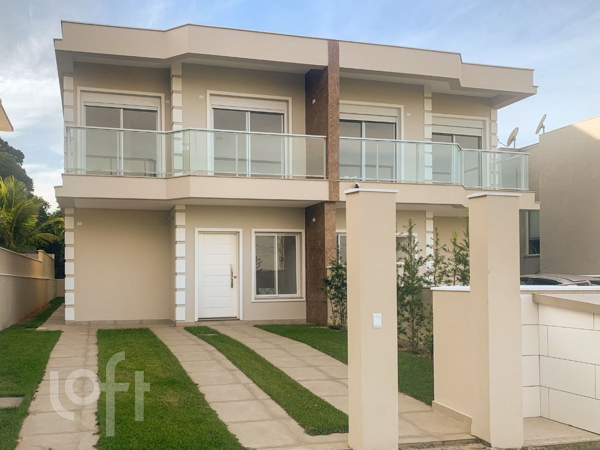 Casa Residencial com 181m², 4 quartos, 4 suítes, 2 garagens, no bairro Ingleses em Florianópolis