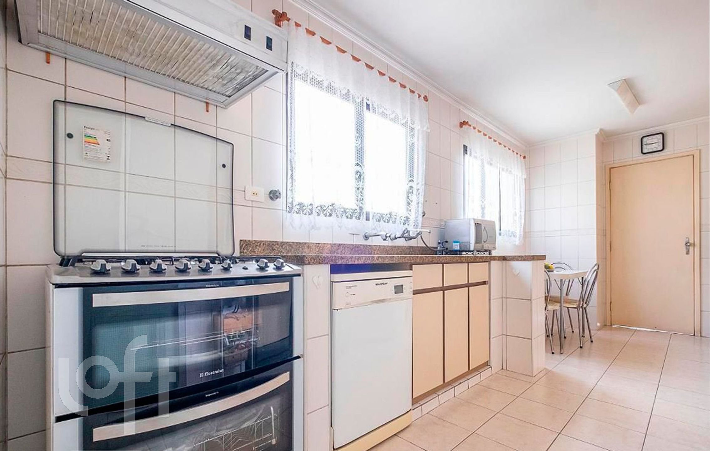 Apartamento à venda com 4 quartos, 163m² - Foto 18