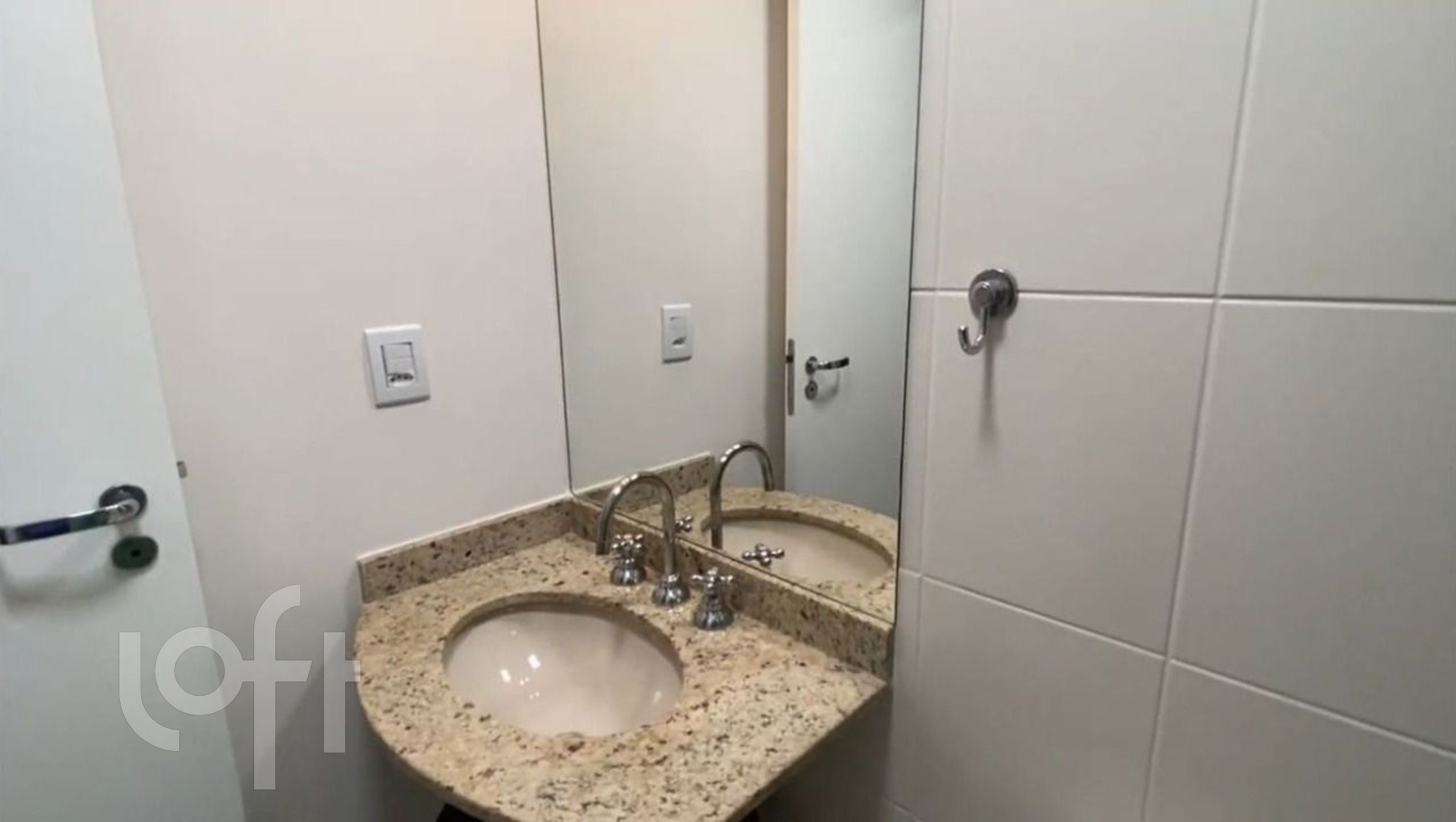 Apartamento à venda com 1 quarto, 79m² - Foto 23