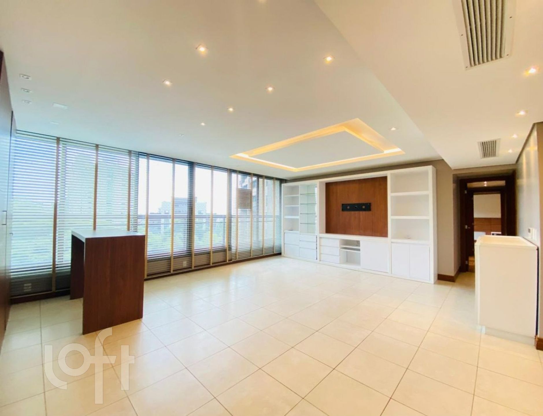 Apartamento com 130m², 3 dormitórios, 1 suíte, 2 vagas, Três Figueiras em Porto Alegre