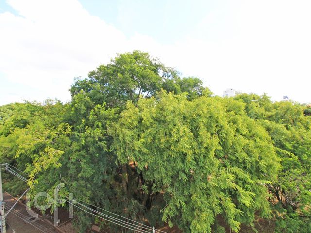 Apartamento com 98m², 3 dormitórios, 1 suíte, 2 vagas, Vila Ipiranga em Porto Alegre