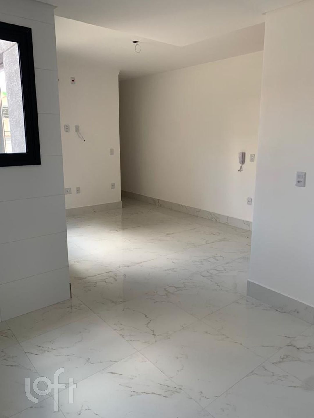 Apartamento à venda com 2 quartos, 44m² - Foto 1