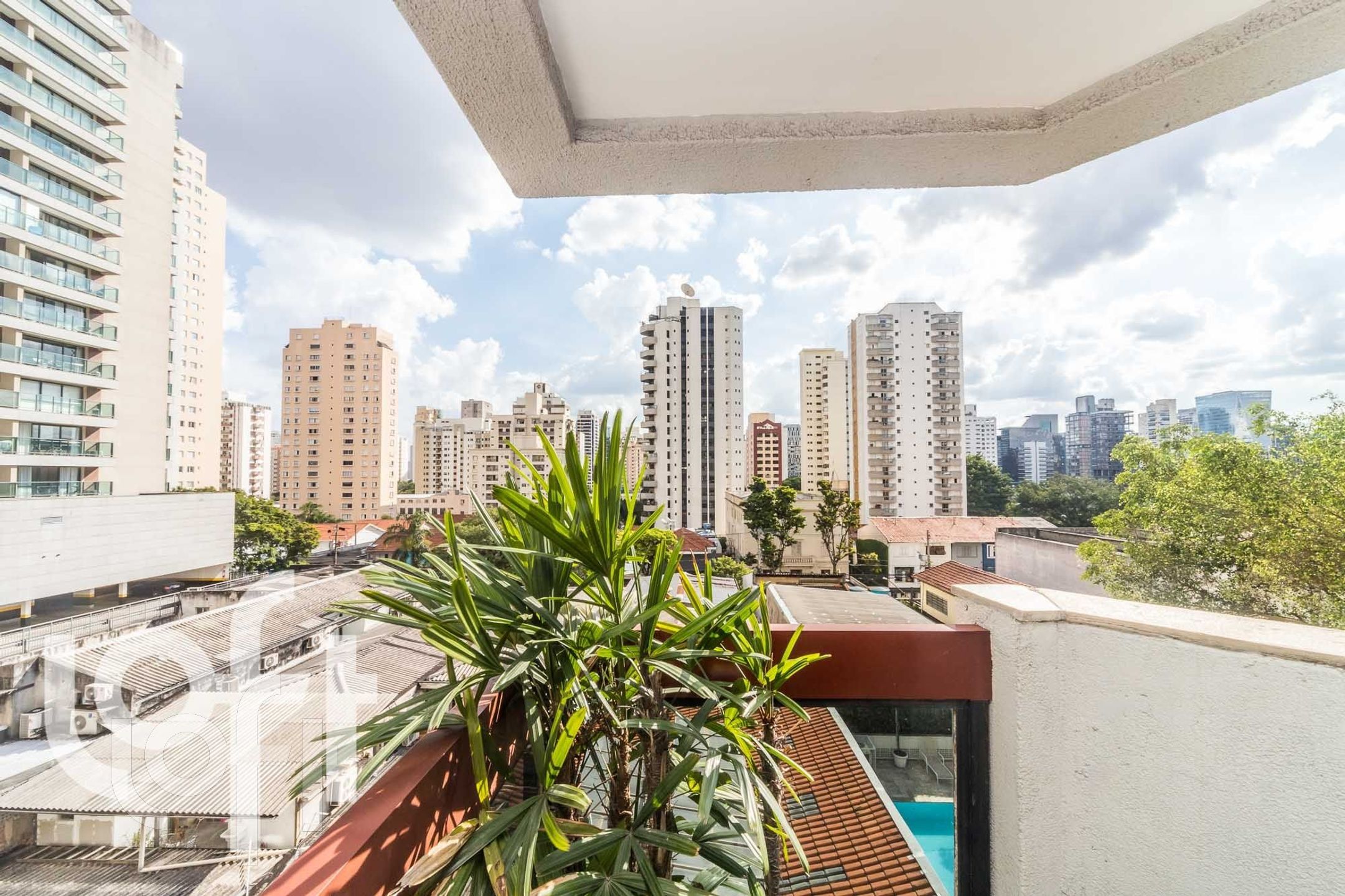 Apartamento à venda com 4 quartos, 150m² - Foto 3