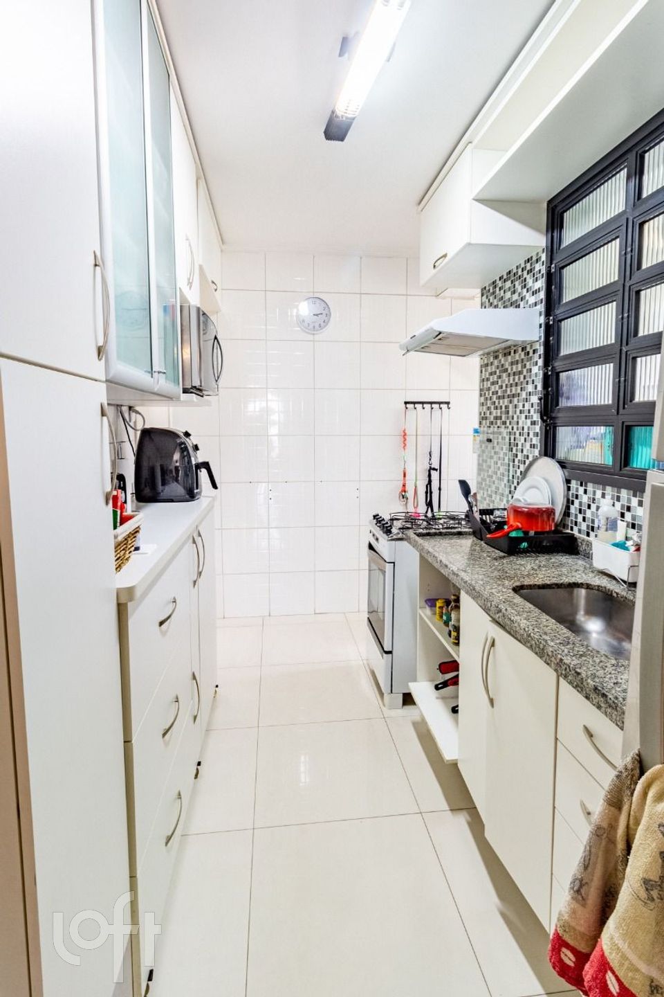 Apartamento à venda com 3 quartos, 84m² - Foto 7