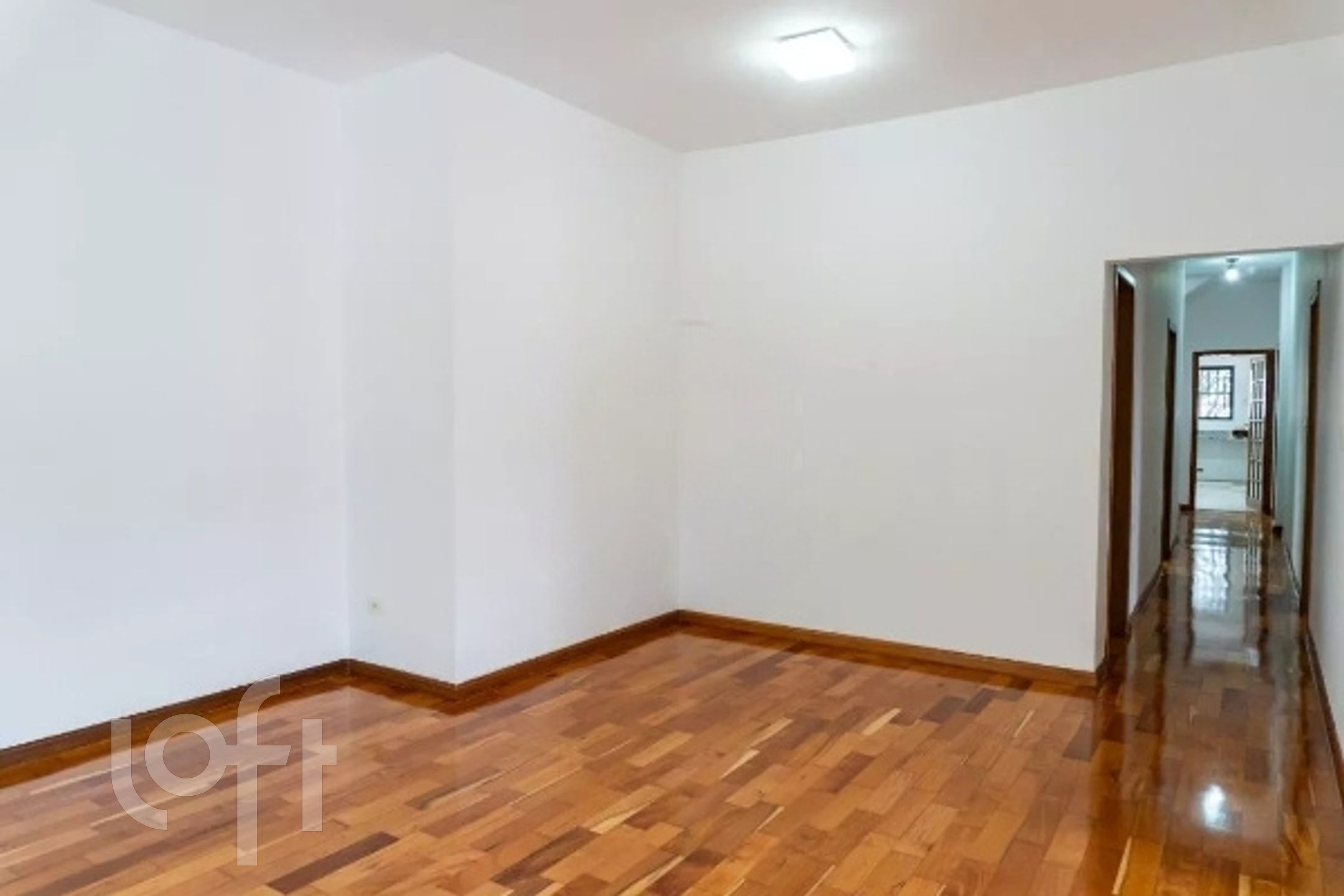 Casa à venda com 5 quartos, 330m² - Foto 3