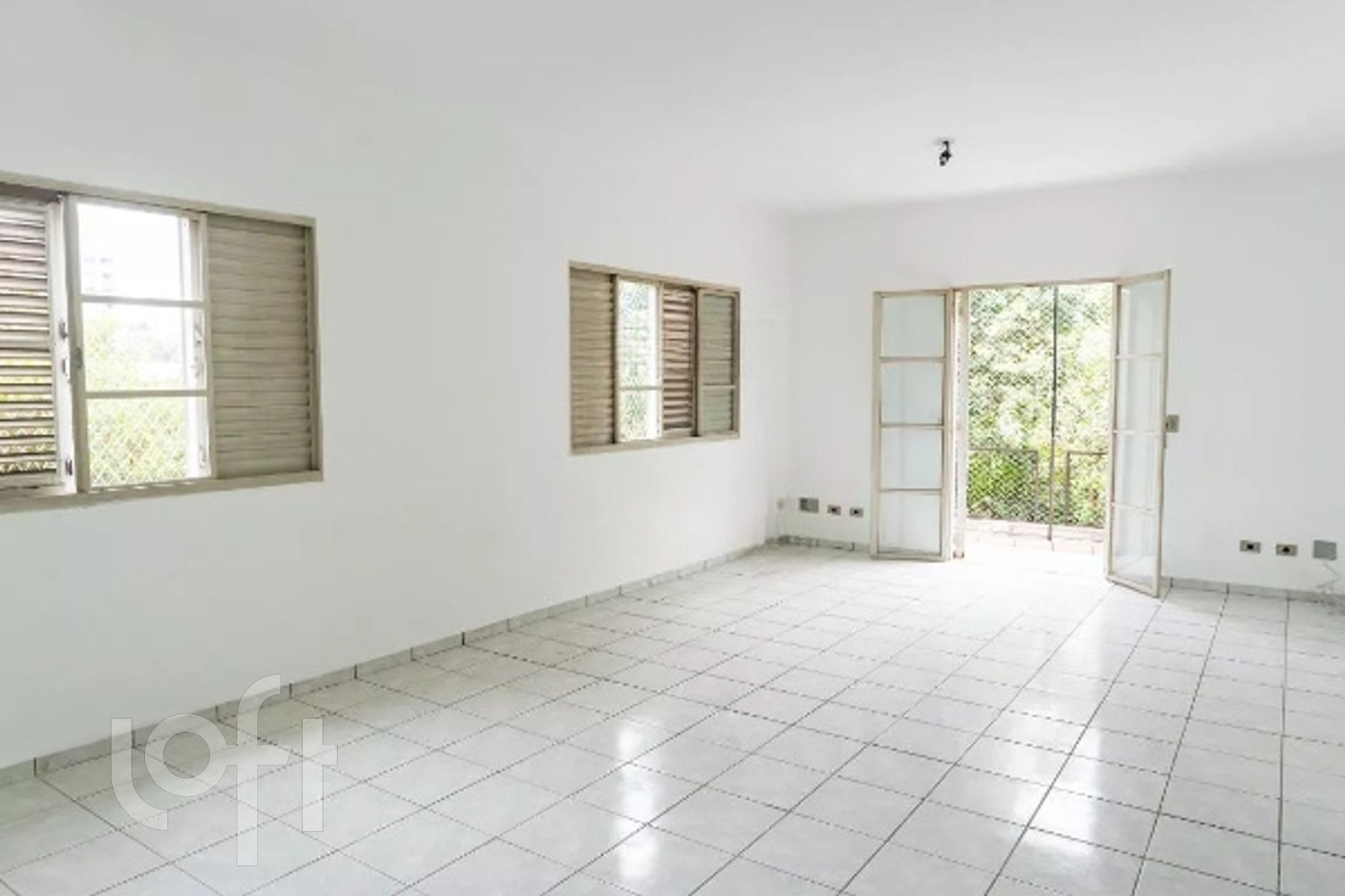 Casa à venda com 5 quartos, 330m² - Foto 11