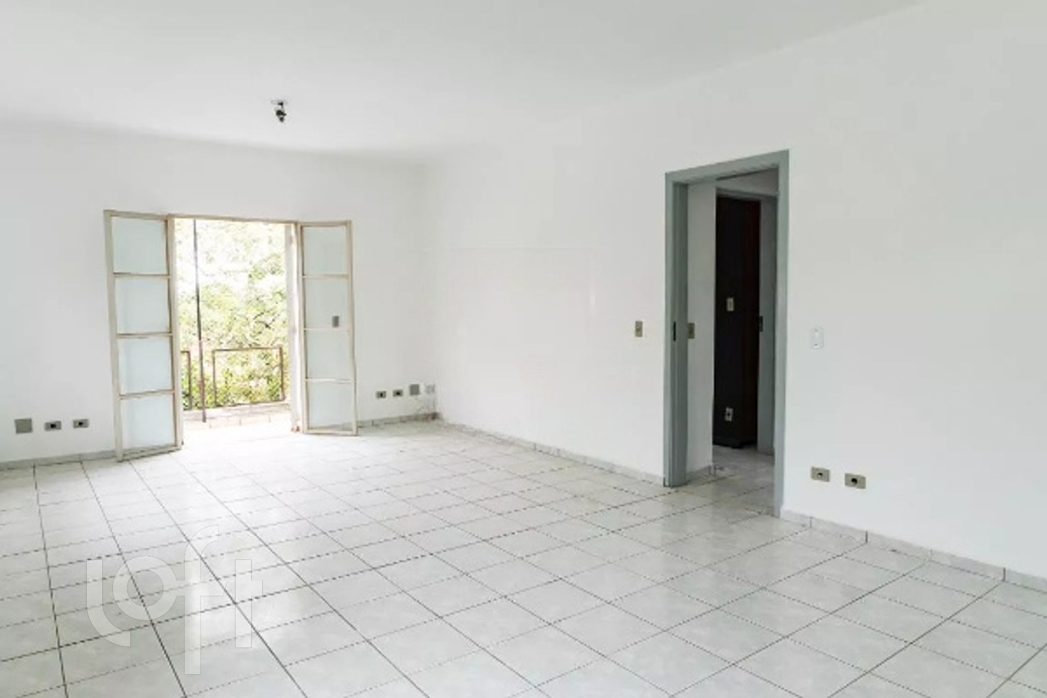 Casa à venda com 5 quartos, 330m² - Foto 14