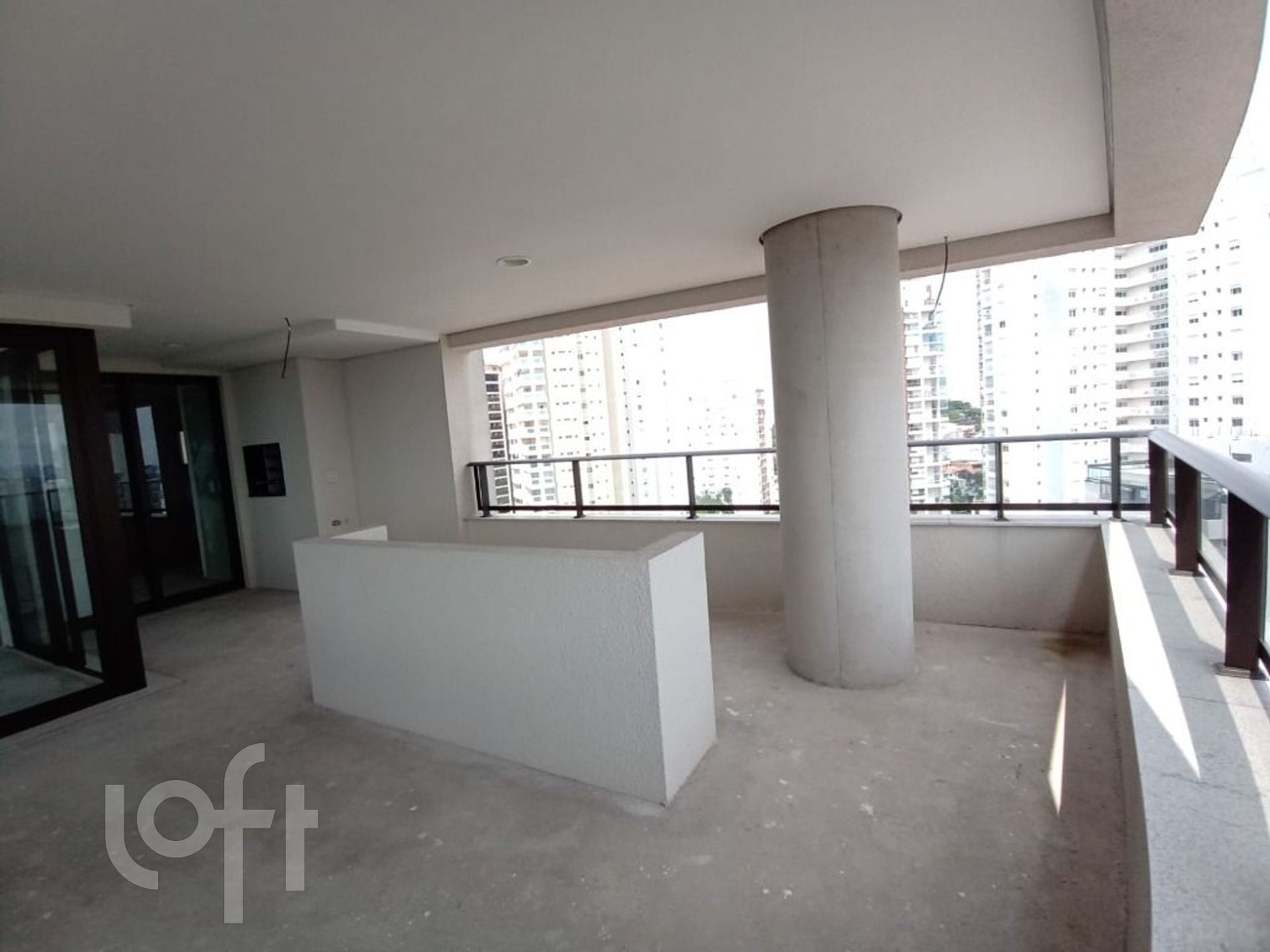 Apartamento à venda com 4 quartos, 218m² - Foto 13