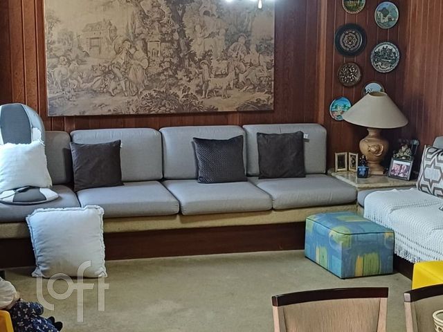 Casa com 300m², 3 dormitórios, 1 suíte, Chácara das Pedras em Porto Alegre